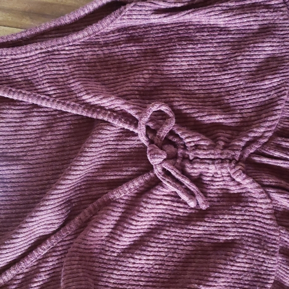 Maurice brownish red color sleeveless top size - Picture 3 of 9